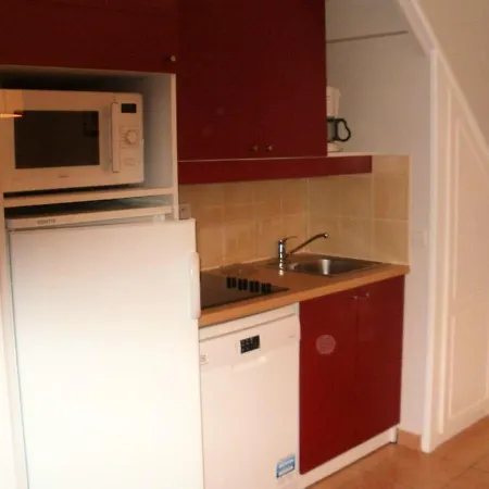アパート With 2 Bedrooms In With Wonderful Lake View Shared Pool Furnished Garden モンフランカン